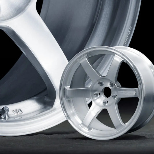 Genuine RAYS Official Gear, Volk Racing TE37 Saga S-Plus, 1/4 Scale - Brushed